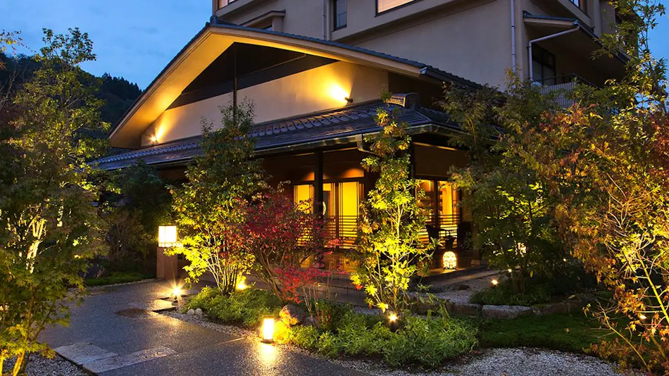 Kanazawa Yuwaku Onsen Hyakurakuso