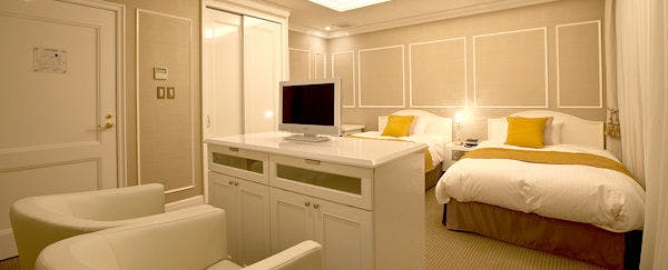 image b_001.jpg