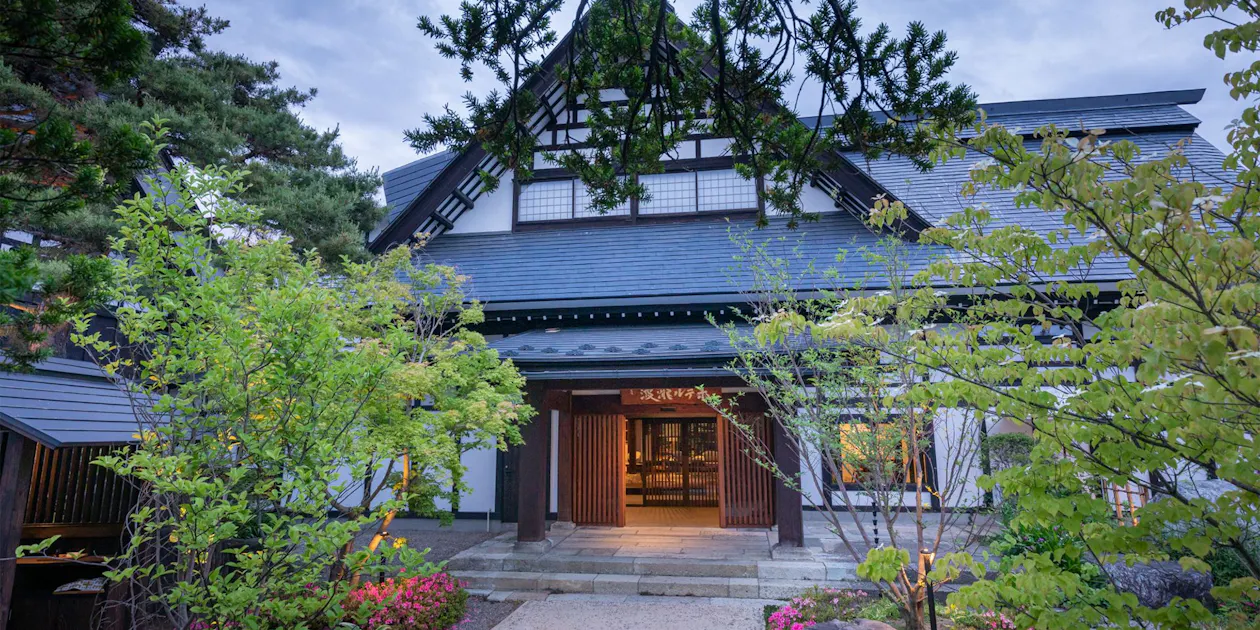 山形座 瀧波 — 一休.comでこの宿を見る(広告)