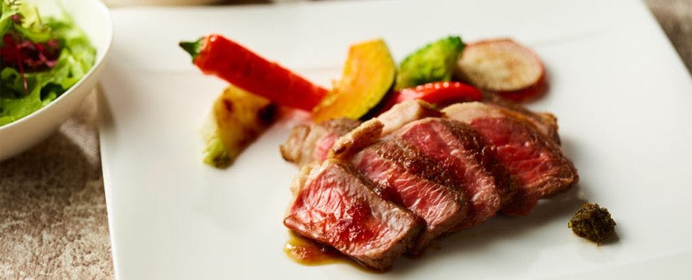 炭火焼ステーキランチ