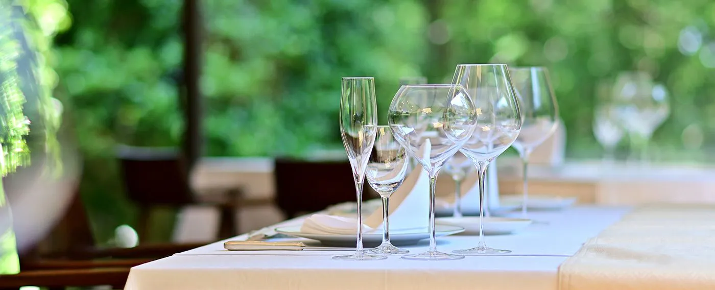 国立公園の広大な森に佇む7室だけの隠れ宿