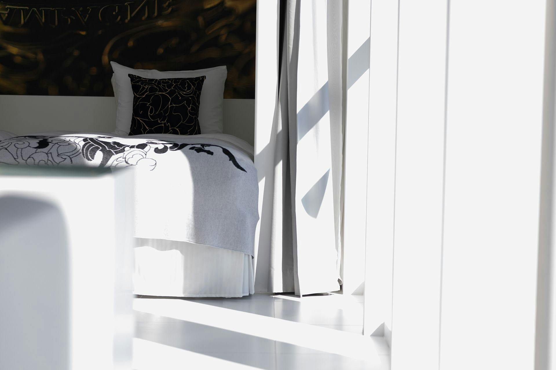 Cuvee J2 Hotel Osaka by 温故知新