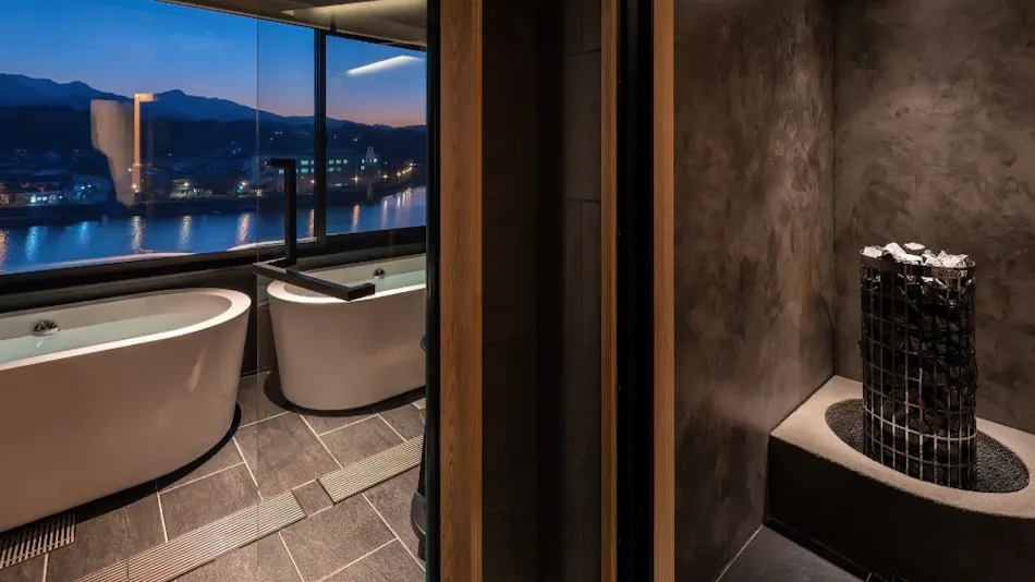 Ryokan & Sauna Yorozuya Hita