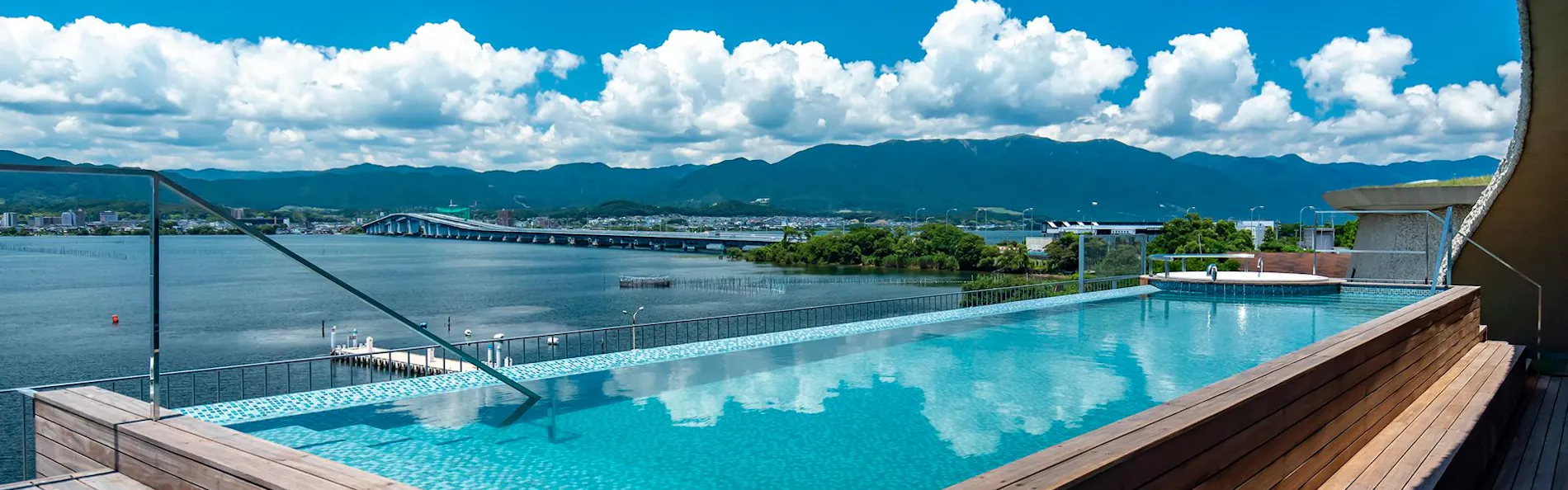 YANMAR SUNSET MARINA CLUBHOUSE&HOTEL