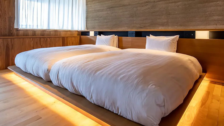 YANMAR SUNSET MARINA CLUBHOUSE & HOTEL