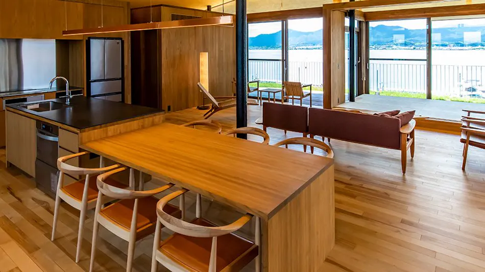 YANMAR SUNSET MARINA CLUBHOUSE & HOTEL
