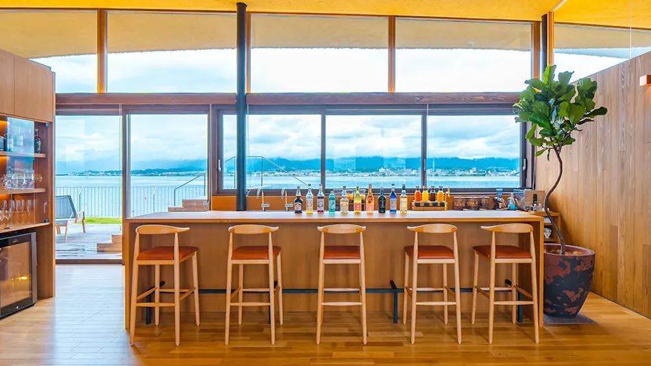 YANMAR SUNSET MARINA CLUBHOUSE & HOTEL