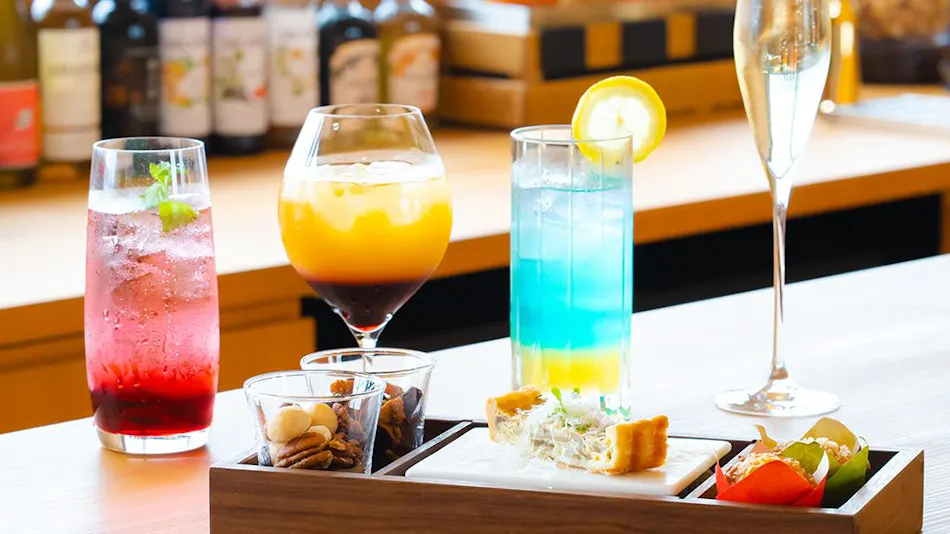 YANMAR SUNSET MARINA CLUBHOUSE & HOTEL