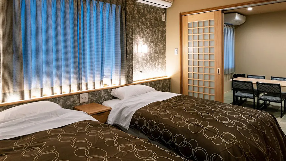 Blessings of Lake Biwa, Fisherman's Inn Funakura