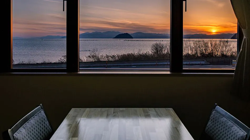 Blessings of Lake Biwa, Fisherman's Inn Funakura