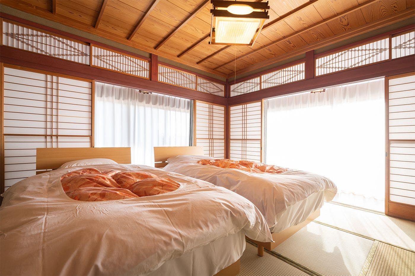 Blessings of Lake Biwa, Fisherman's Inn Funakura