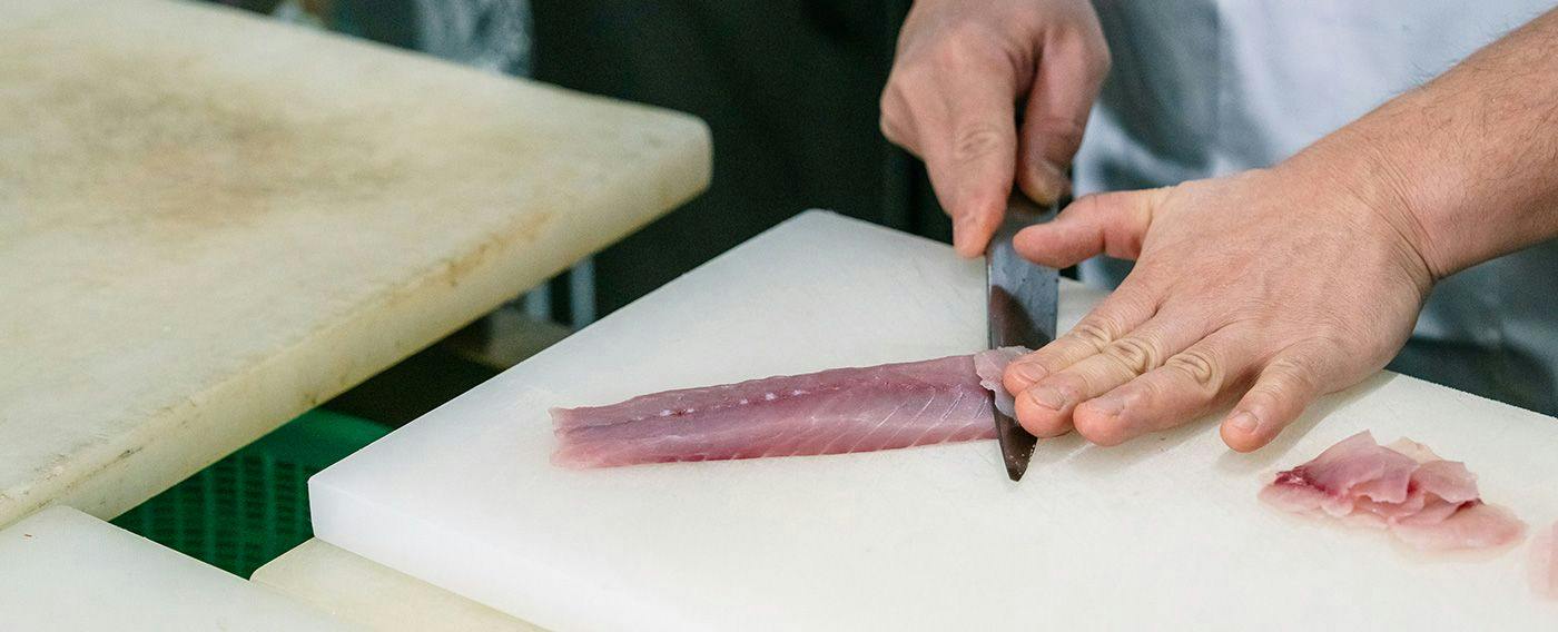 びわ湖の恵み、漁師の宿　舟倉