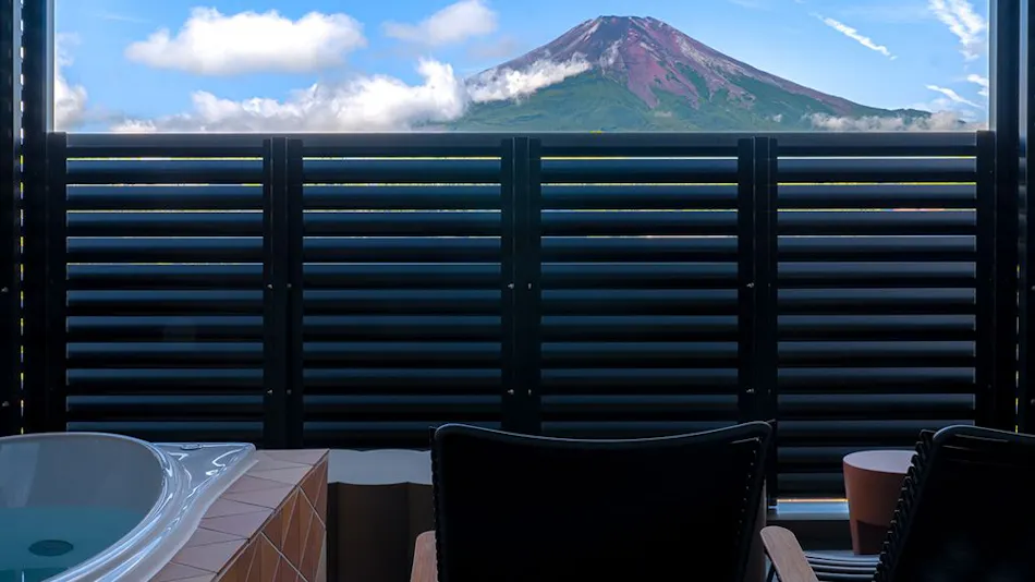 Shizuku: Private Room Inn with Sauna and Views of Mount Fuji