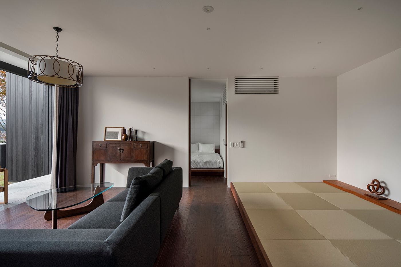 【RYU-Ⅰ】dengan Sentuhan Modern Art Deco