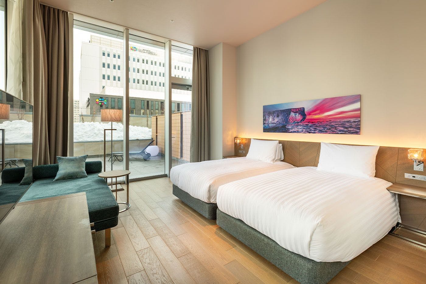 Junior Suite Corner dengan Teras