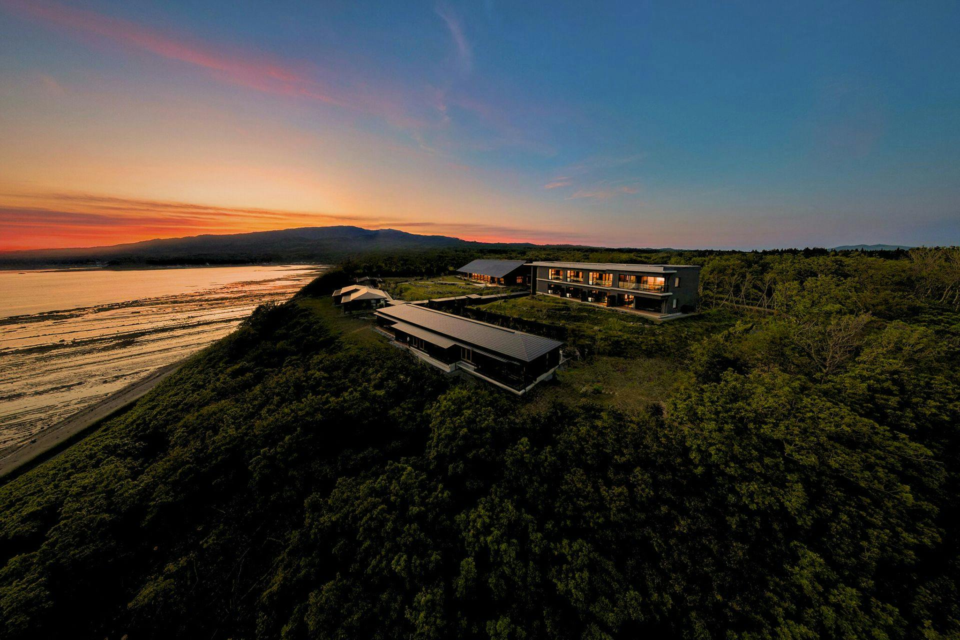 a_ss_01_250701.jpg?auto=