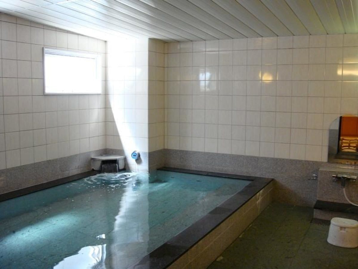 ห้องอาบน้ำสาธารณะ