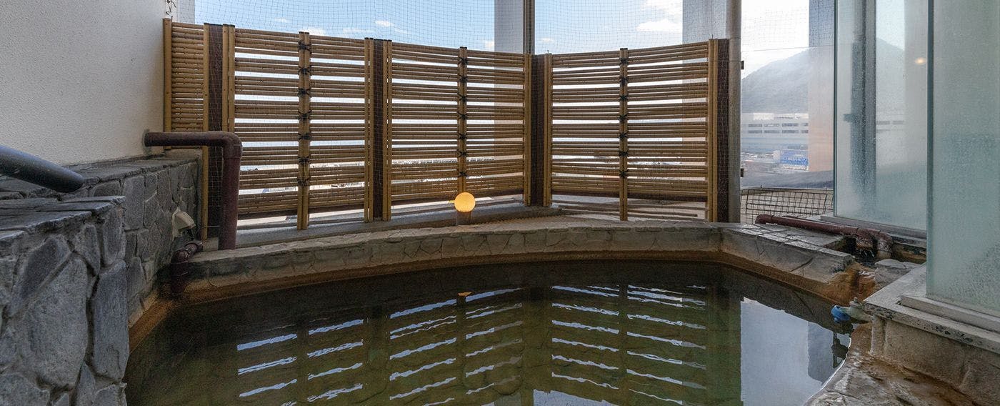 Nijo Izumi | Open-Air Bath