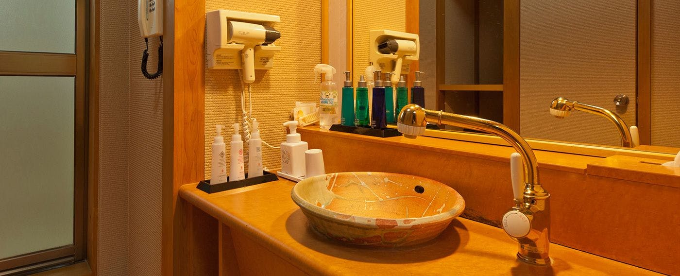 ห้องล้างหน้า