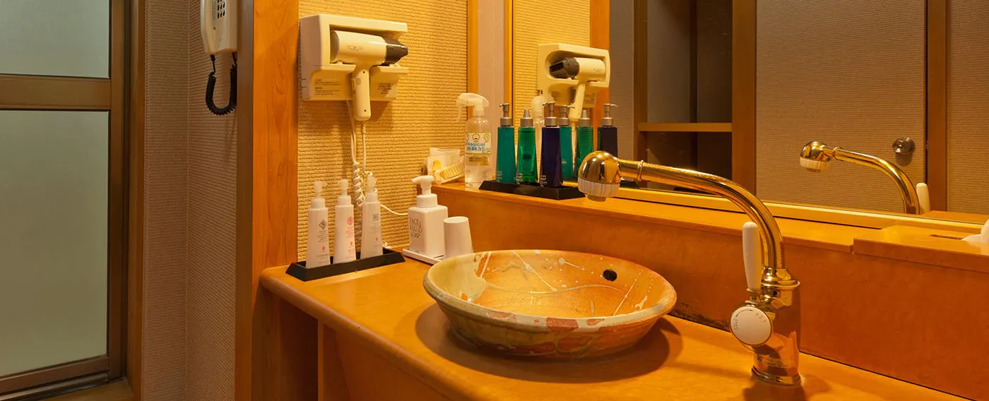 ห้องล้างหน้า