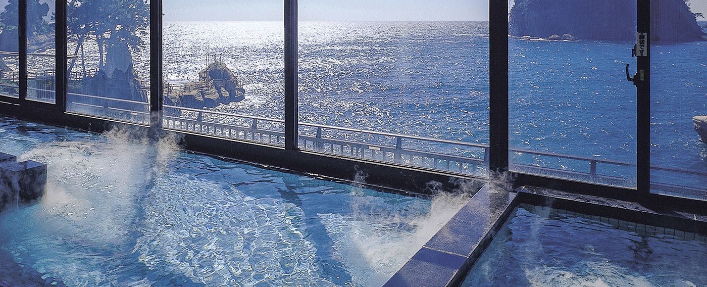 ห้องอาบน้ำสาธารณะ