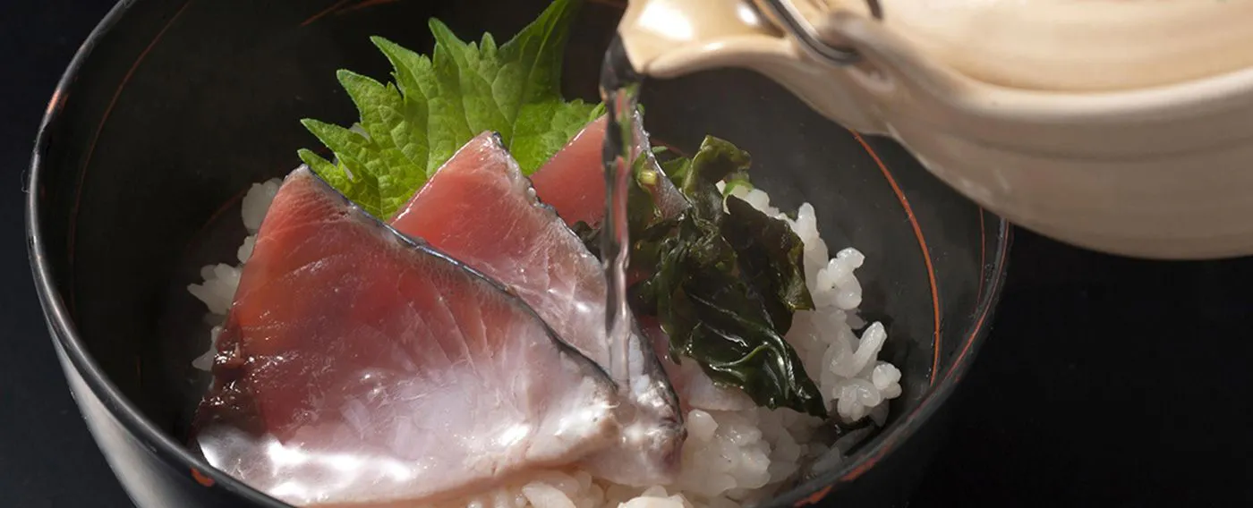 ข้าวต้มชาญี่ปุ่นปลาโบนิโตะ