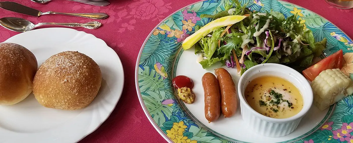 อาหารเช้ารวมทั้งหมด