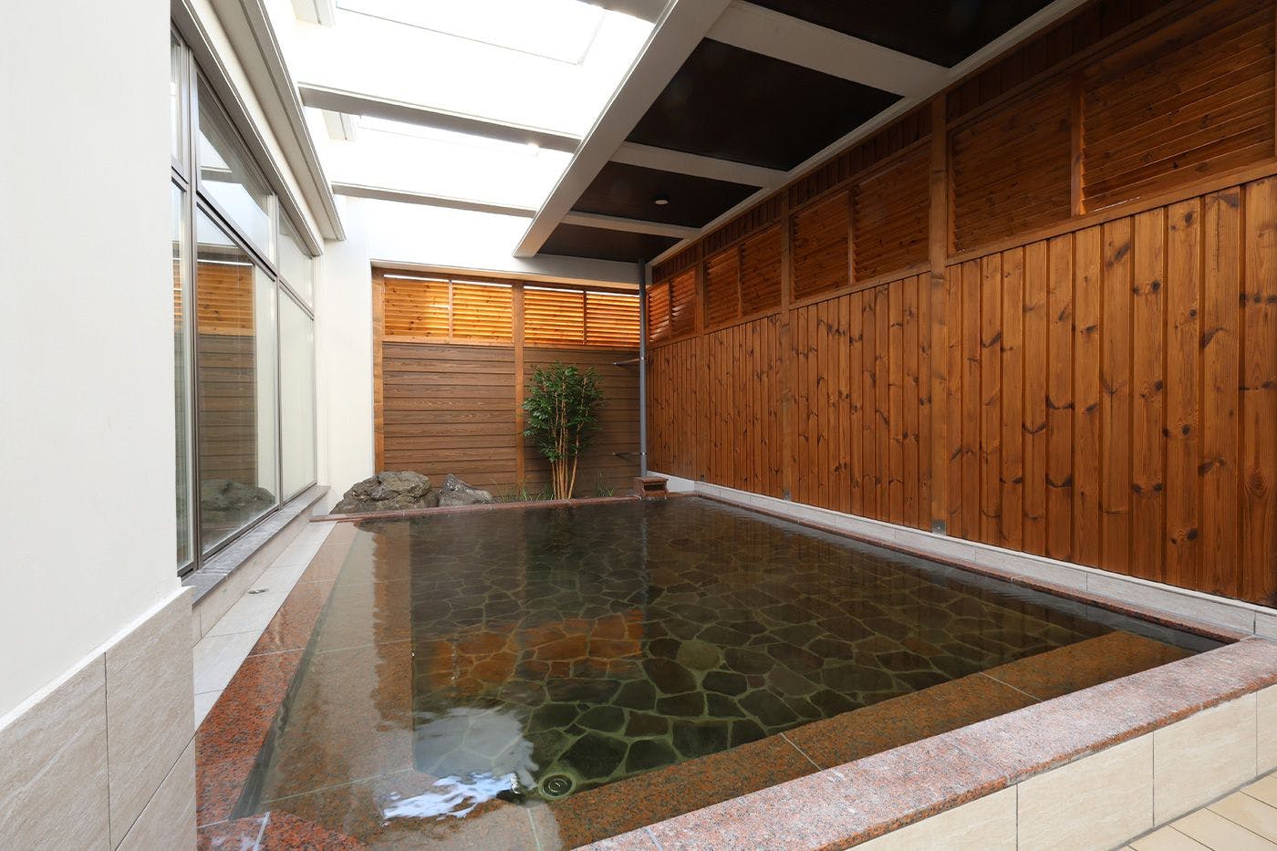 Kojohama Onsen Hotel