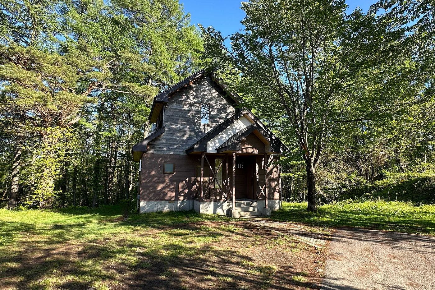 คอทเทจแบบบ้านเดี่ยว 2LDK พร้อมอ่างอาบน้ำกลางแจ้งใหม่ - ภายนอก