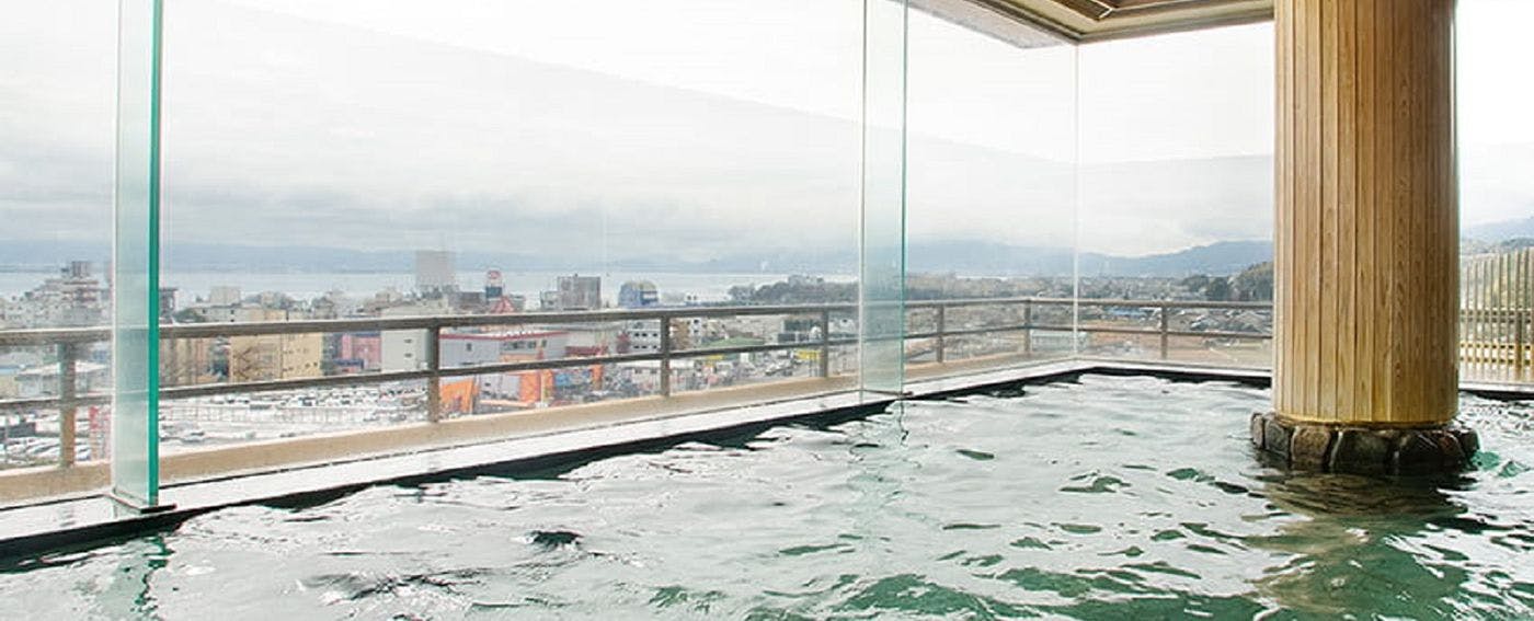 Tur pemandian air panas