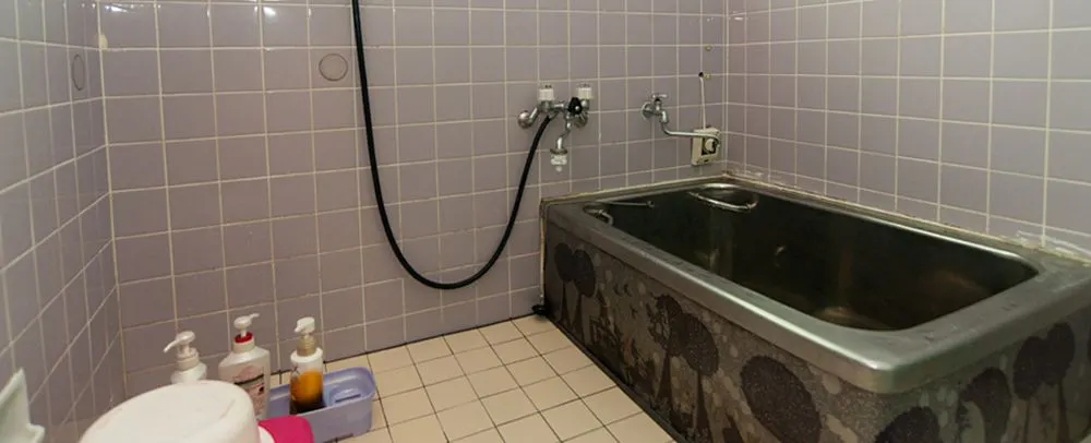 Topik: Kamar mandi