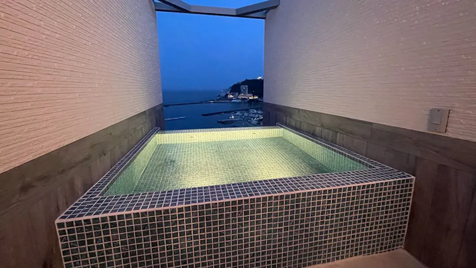 Private Onsen Condominium Grandview Atami