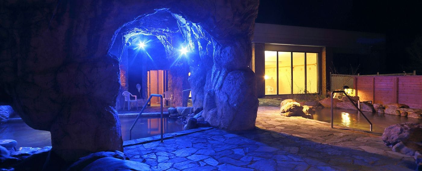 Blue Cave Onsen Pipa no Yu Yuurin-kan