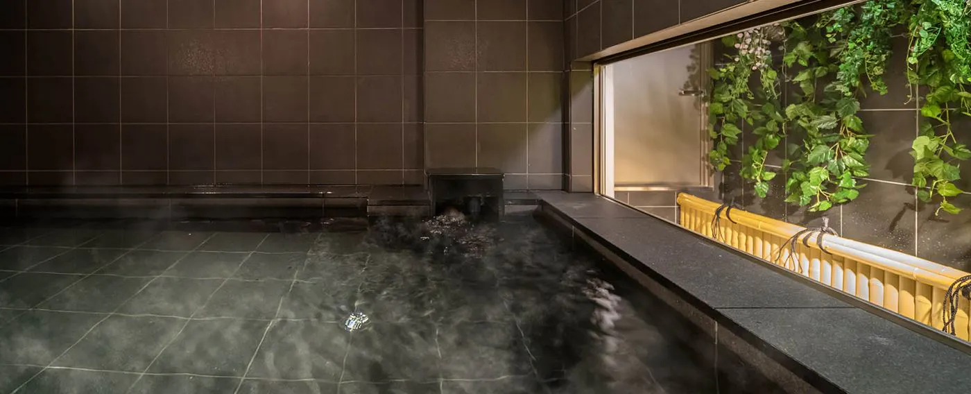 น้ำพุร้อนธรรมชาติ