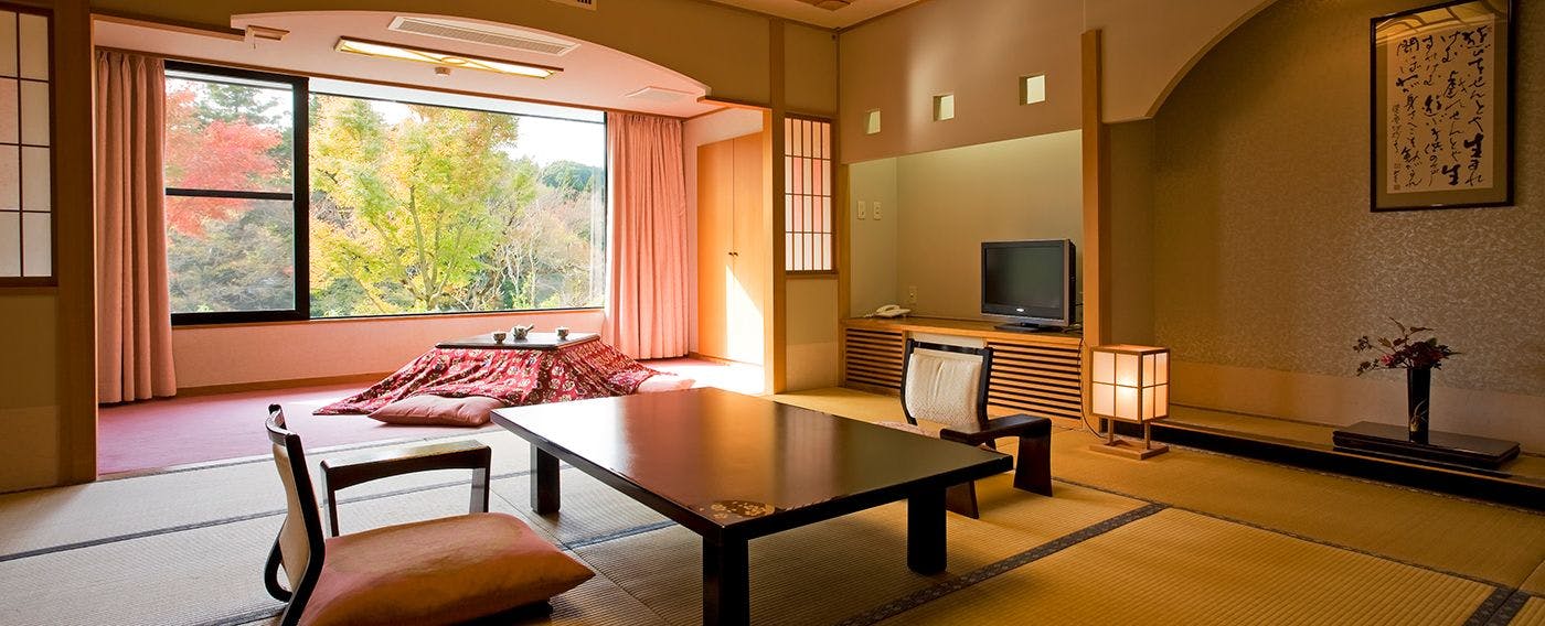 Hidden Hot Spring Inn Takimien