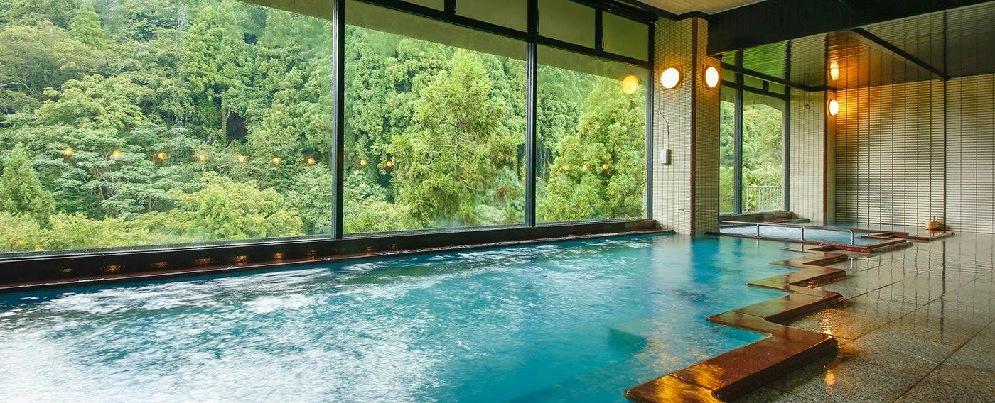 Yamanaka Onsen Yubatake no Yado Hanatsubaki