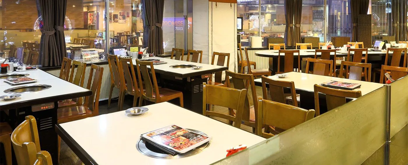 ภายในร้านยากินิกุ