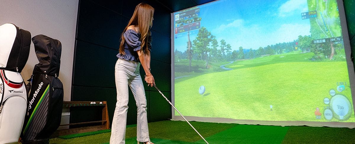 Studio Simulasi Golf