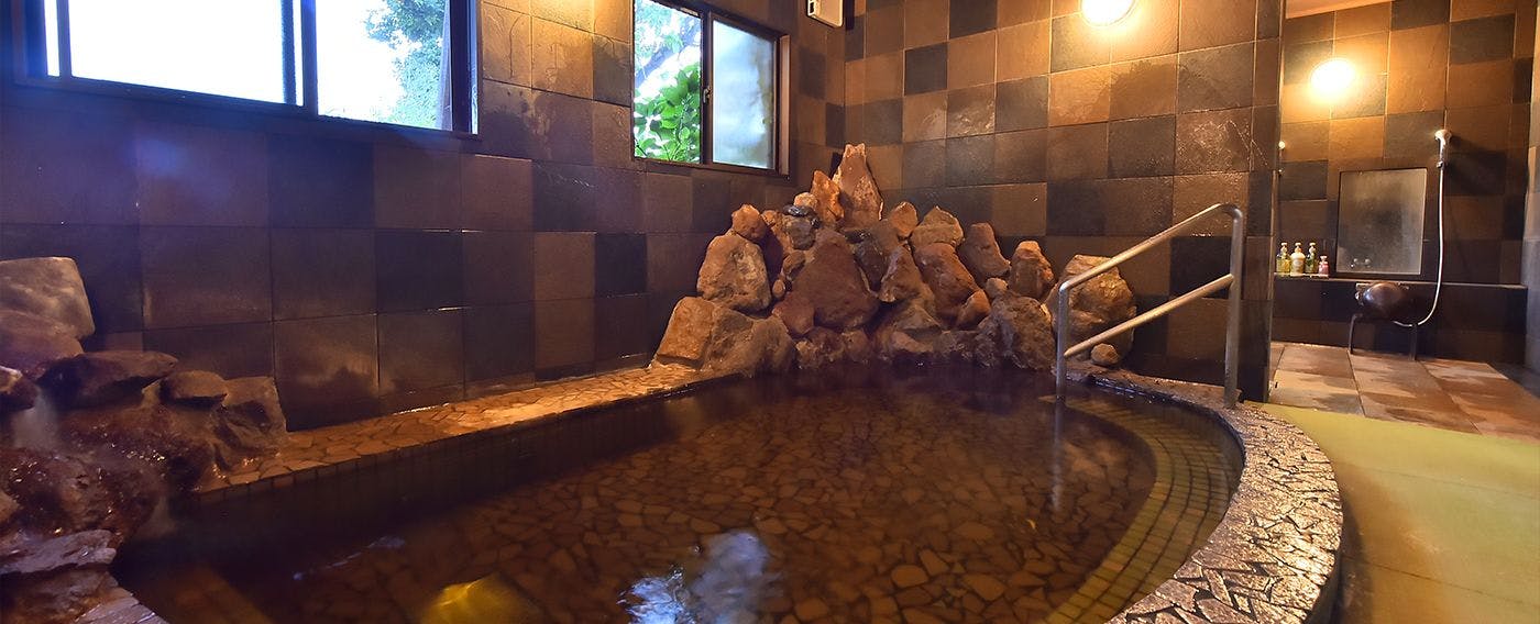 น้ำแร่เพื่อผิวสวย