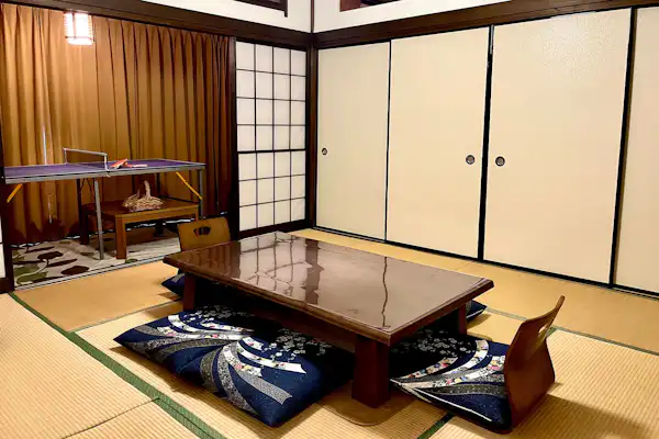 ห้องสไตล์ญี่ปุ่น (ห้องเสื่อทาทามิ)