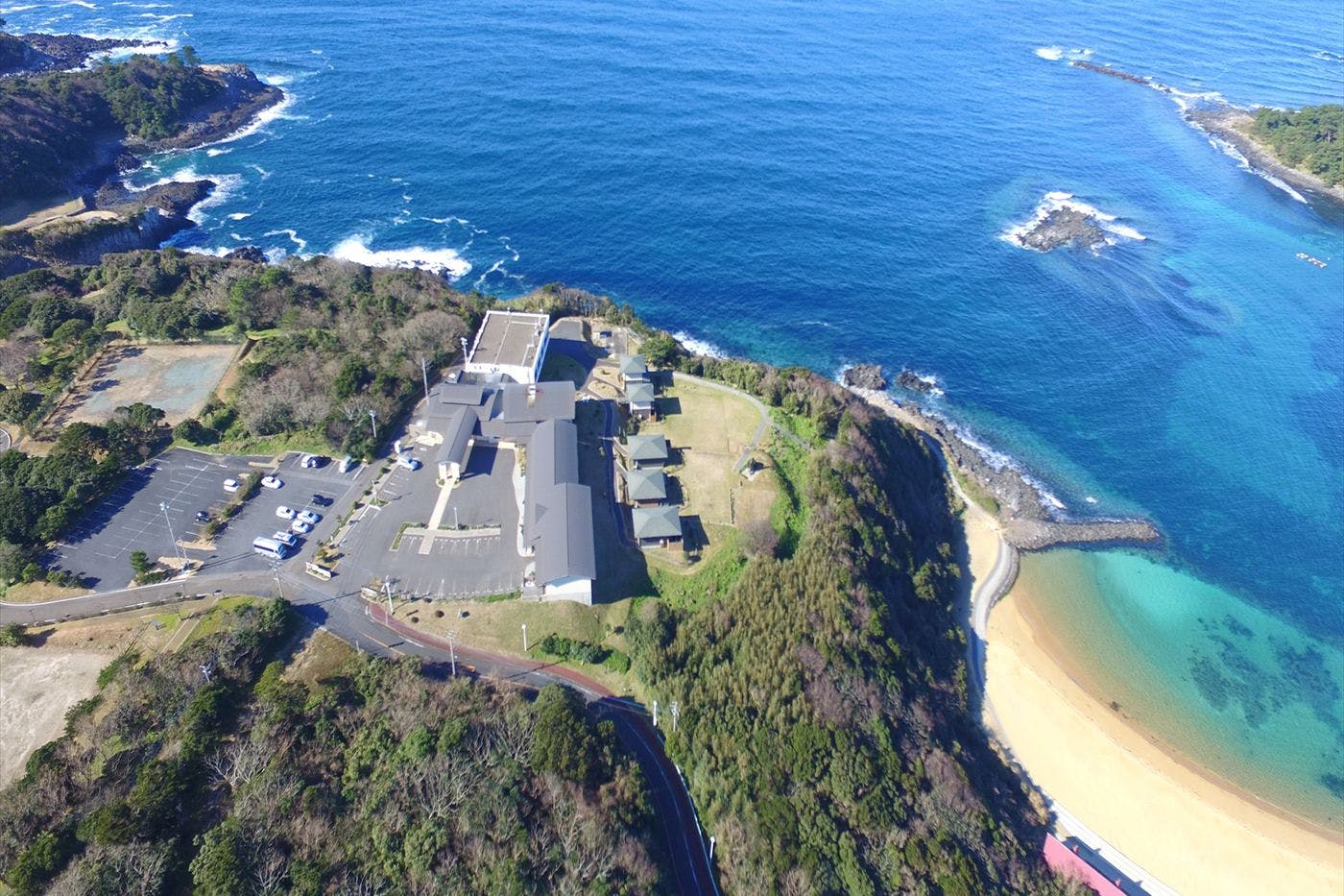 ทัศนียภาพภายนอกจากระยะไกล