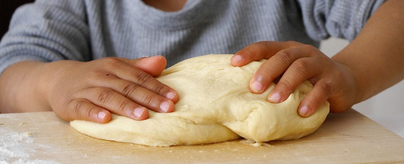 การอบขนมปัง