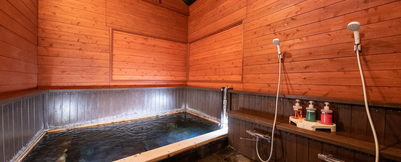 Kolam mandi peribadi