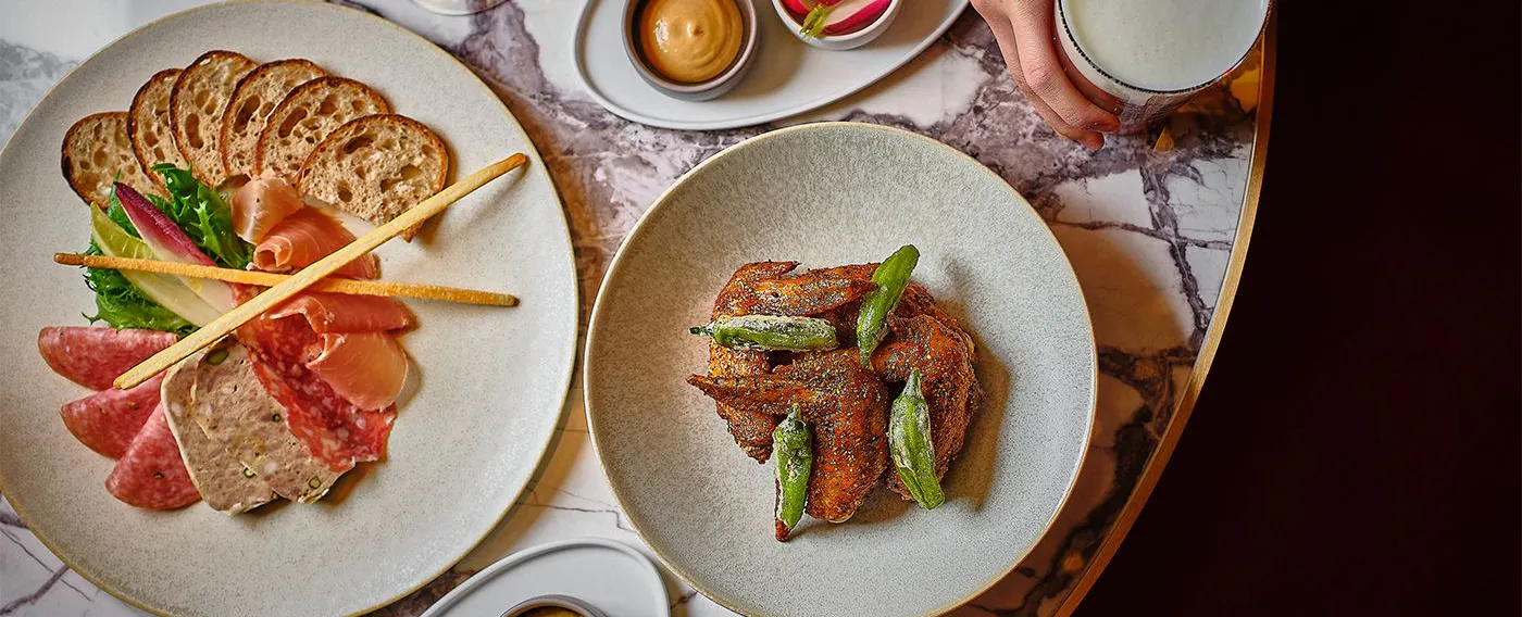 Nineteen Eighty Lounge & Bar