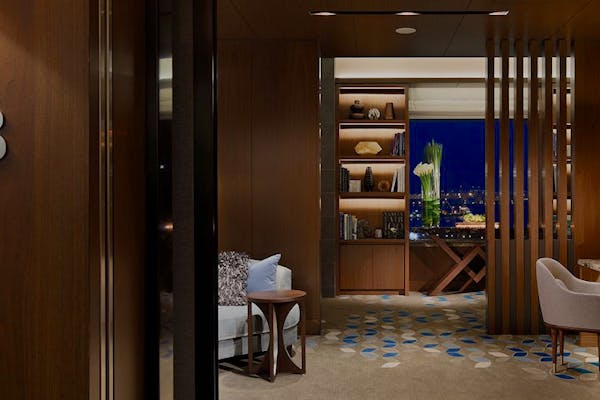 横浜ベイシェラトン ホテル タワーズの最安値が見つかる 10日間 空室カレンダー 一休 Com