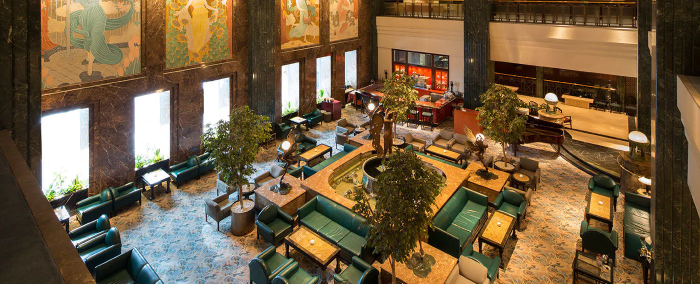 จากชั้น 3 ของล็อบบี้