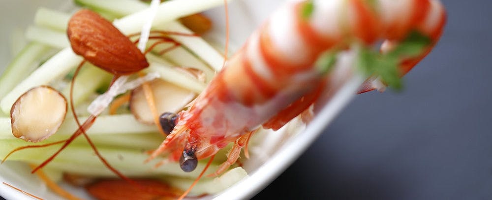 RIHGA Royal Hotel Osaka, Vignette Collection an IHG Hotels