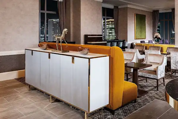 Club Lounge (Waktu Petang)