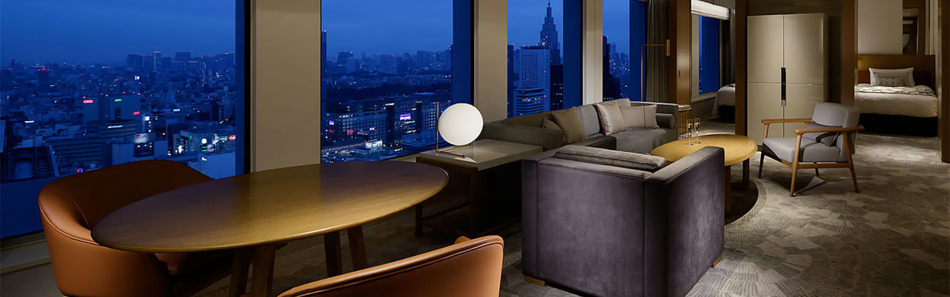 京王プラザホテル