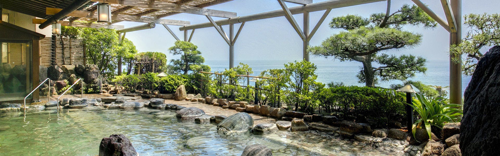 記念日におすすめのホテル・稲取 銀水荘の写真2